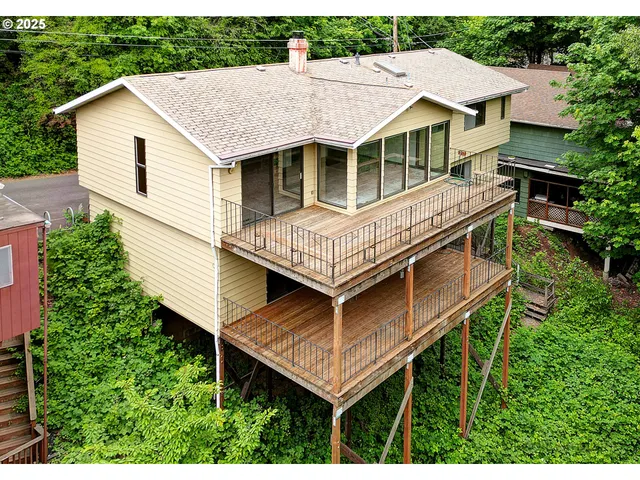 $589,900 | 6902 Southwest 2nd Avenue, Portland, OR 97219