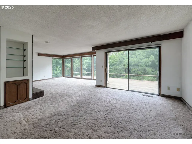 $589,900 | 6902 Southwest 2nd Avenue, Portland, OR 97219