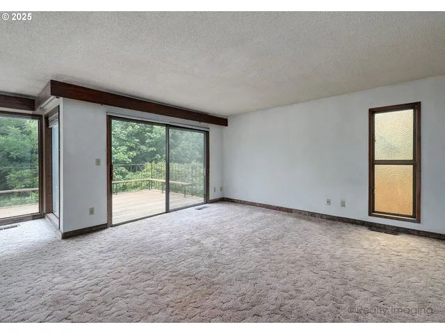 $589,900 | 6902 Southwest 2nd Avenue, Portland, OR 97219