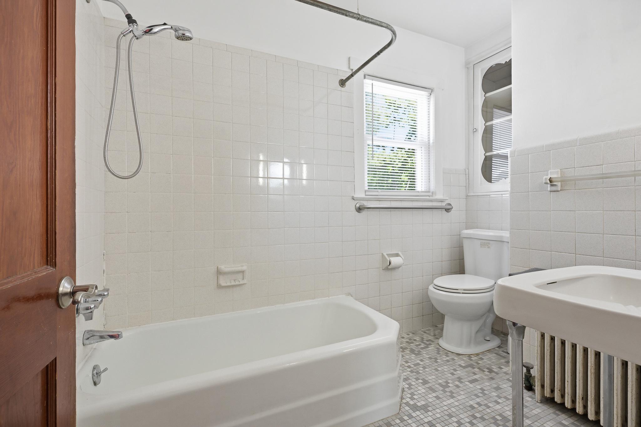 227 Heulings Avenue Riverside, NJ 08075 - Photo 19 of 34 Vintage charm, modern comfort