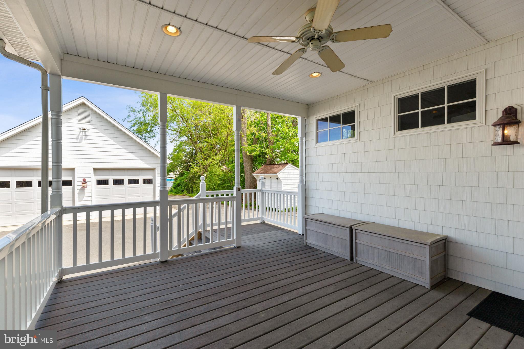 14510 South Solomons Island Road South Solomons, MD 20688 - Photo 24 of 31 Owner suite & sunrm access to the bck outdoor deck