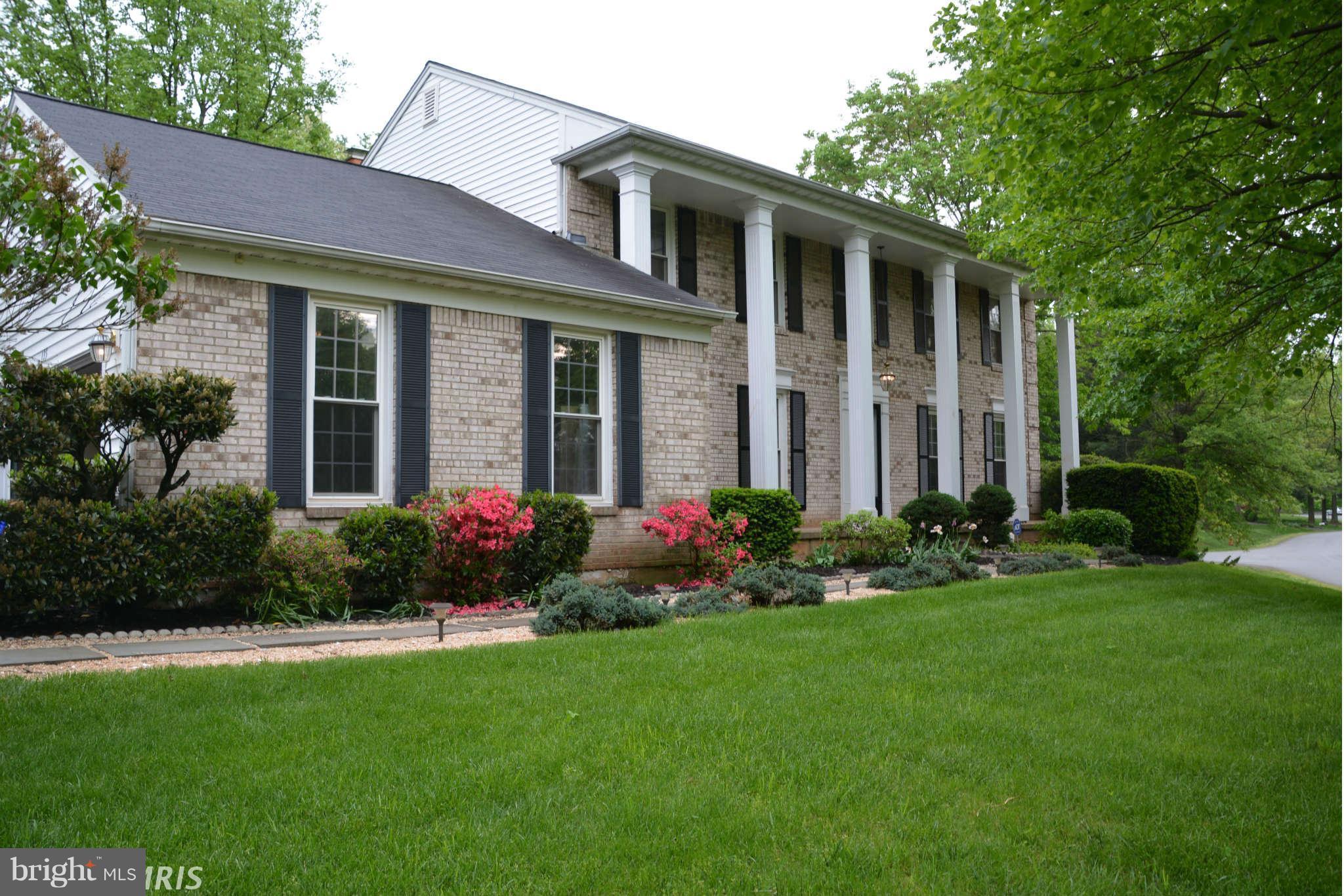 135 Hamilton Road Sterling, VA 20165 - Photo 1 of 30 Front of Home