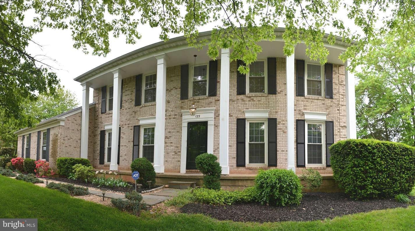 135 Hamilton Road Sterling, VA 20165 - Photo 30 of 30 Exterior Front