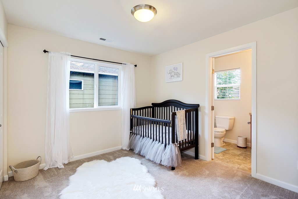3018 183rd Place Southeast Bothell, WA 98012 - Photo 12 of 25 Gallery Image 12