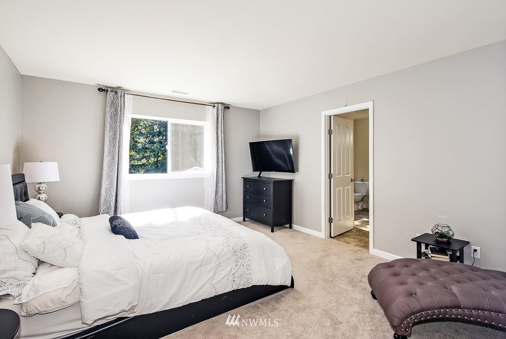 3018 183rd Place Southeast Bothell, WA 98012 - Photo 8 of 25 Gallery Image 8