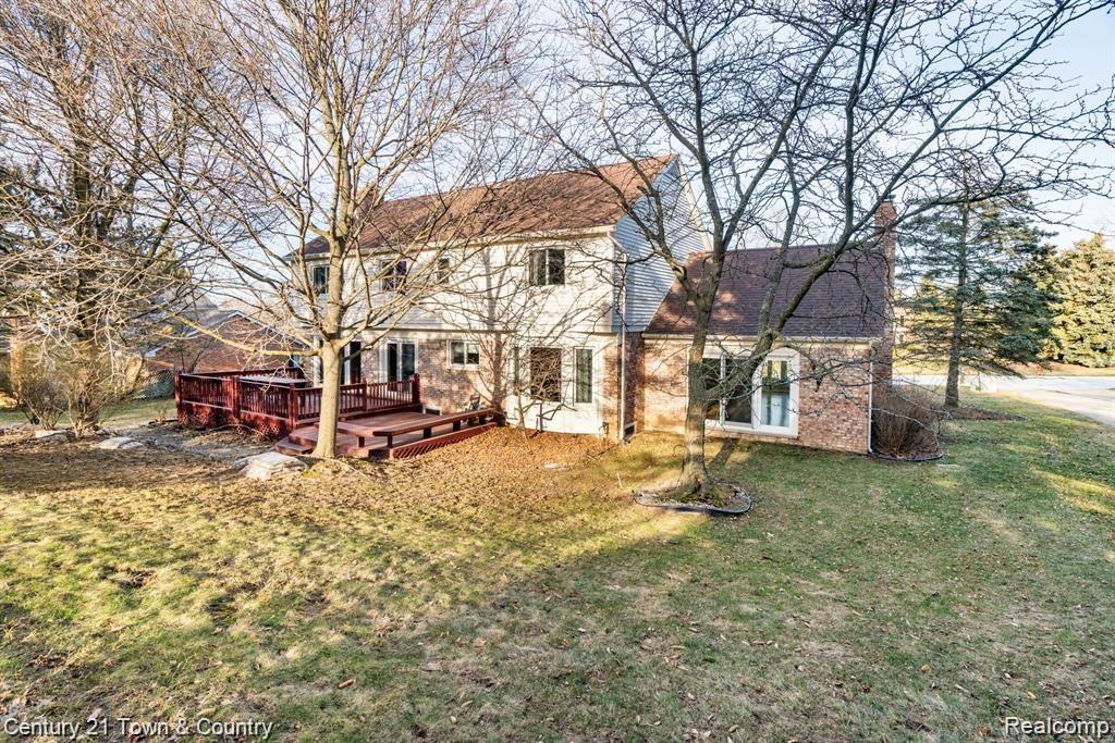 1275 Cobridge Drive Rochester Hills, MI 48306 - Photo 37 of 39