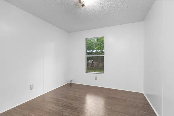 $1,950 | 19339 Forest Ln Circle, New Caney, TX 77357