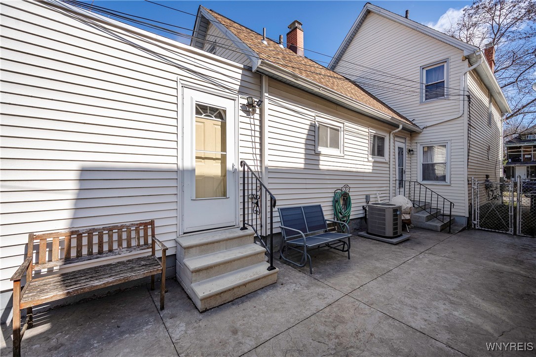 428 Normal Avenue Buffalo, NY 14213 - Photo 20 of 34