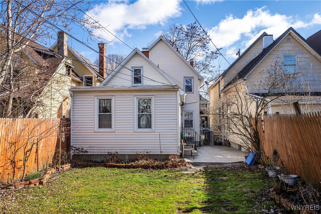 428 Normal Avenue Buffalo, NY 14213 - Photo 23 of 34