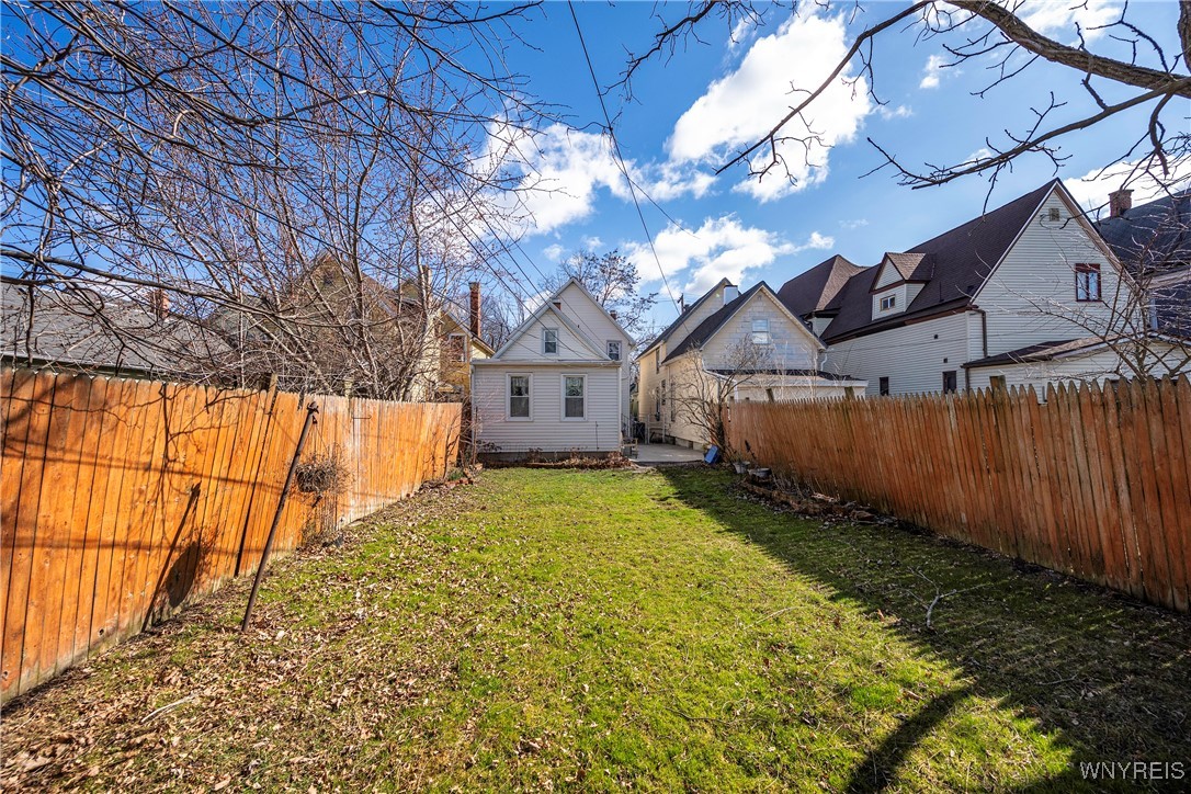 428 Normal Avenue Buffalo, NY 14213 - Photo 24 of 34