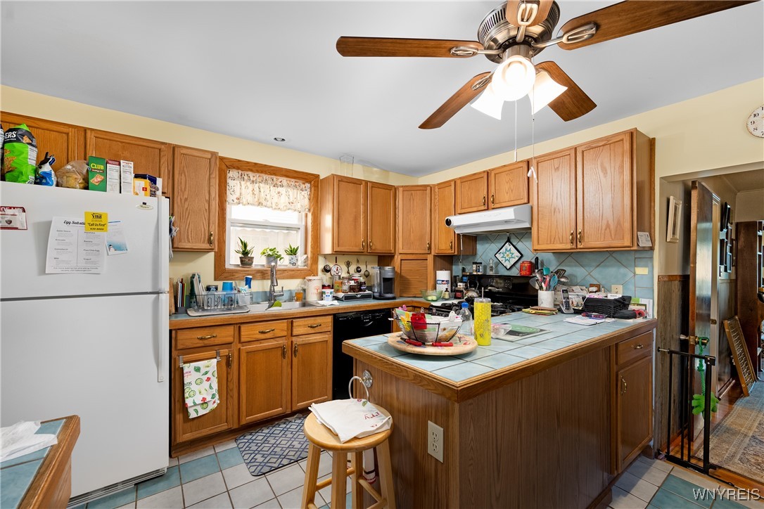 428 Normal Avenue Buffalo, NY 14213 - Photo 9 of 34 unit 1