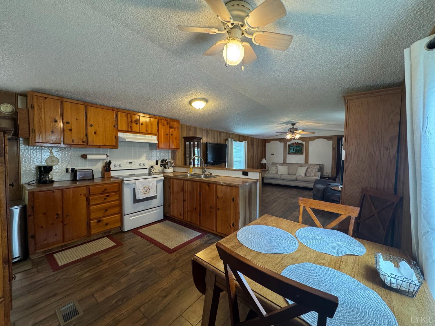 248 Morris Church Road Concord, VA 24538 - Photo 6 of 20