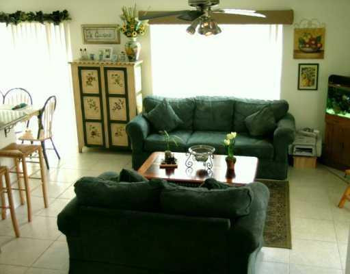 10312 Breezeway Place Boca Raton, FL 33428 - Photo 3 of 8 Den/Family/Great Room