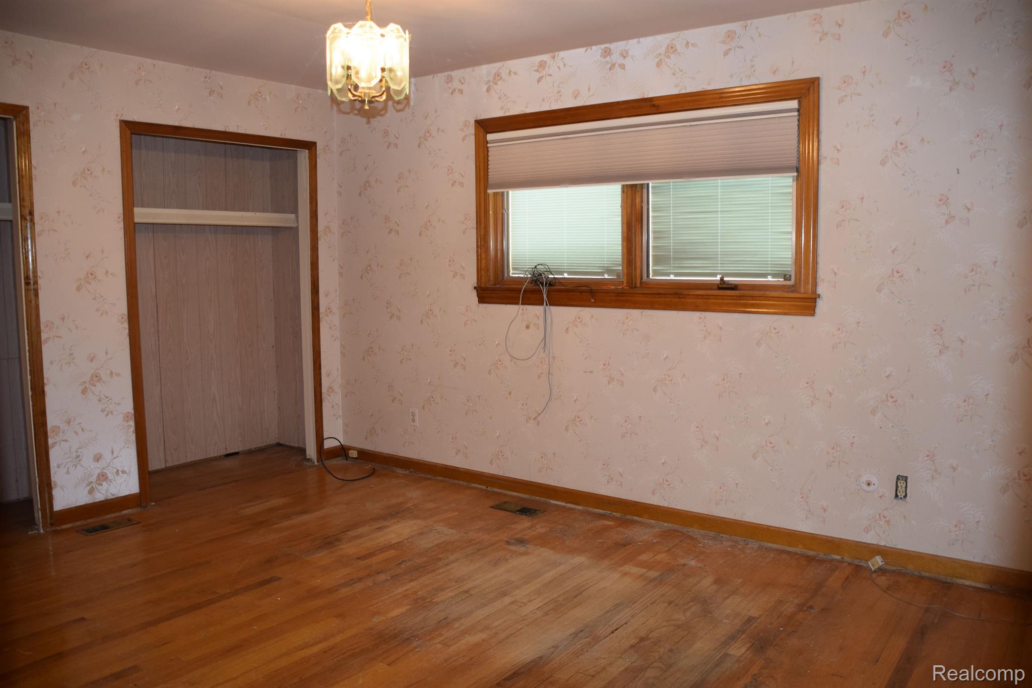 2581 King Road Trenton, MI 48183 - Photo 16 of 21 Gallery Image 16
