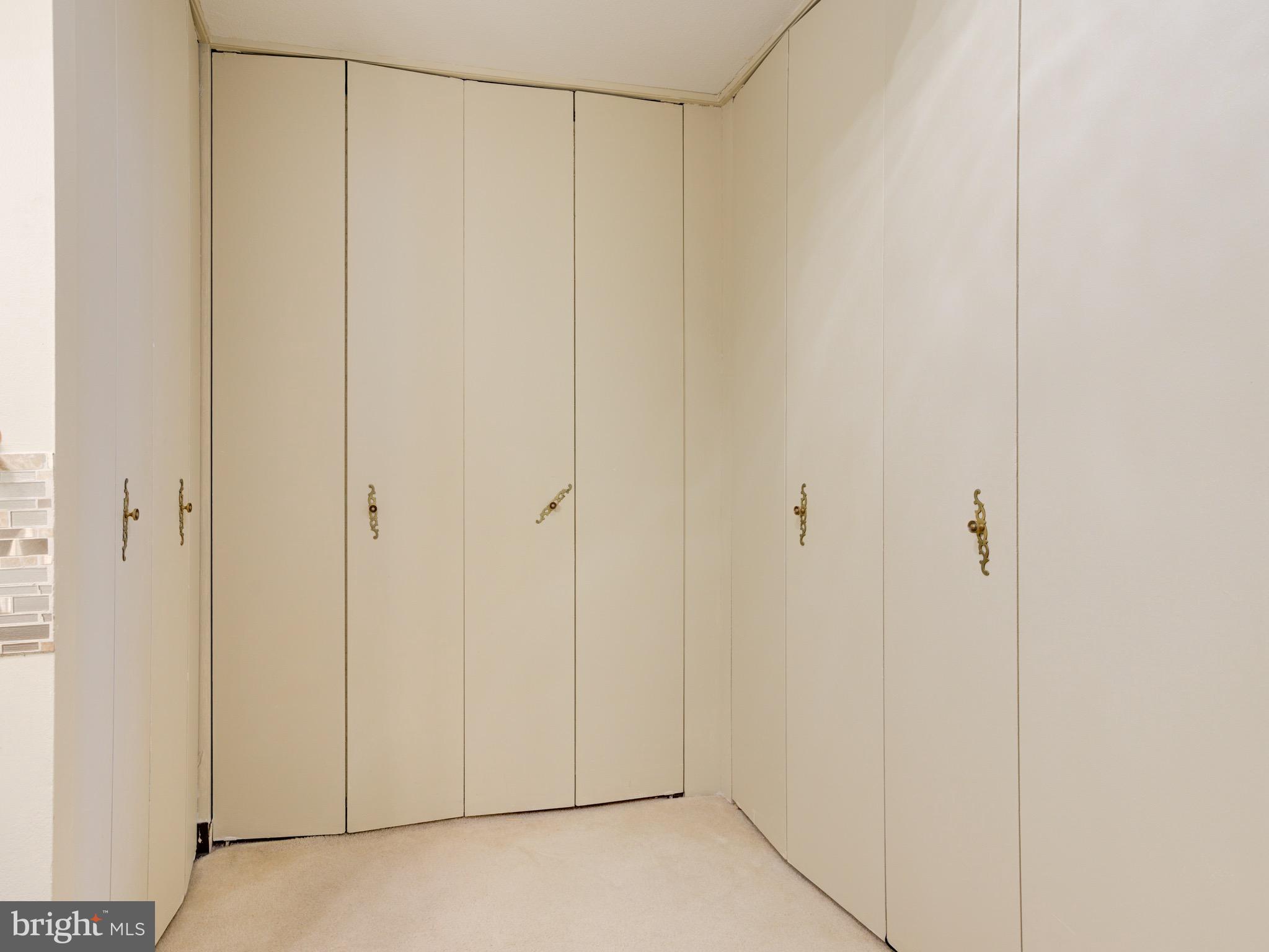 3900 West Ford Road, Unit 18B Philadelphia, PA 19131 - Photo 10 of 21