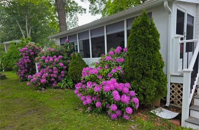 $59,900 | 118 Dunns Corner Road, Westerly, RI 02891