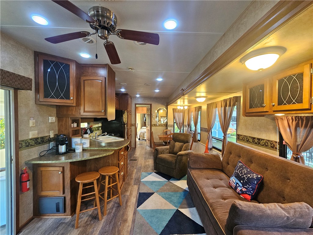 118 Dunns Corner Road Westerly, RI 02891 - Photo 12 of 22