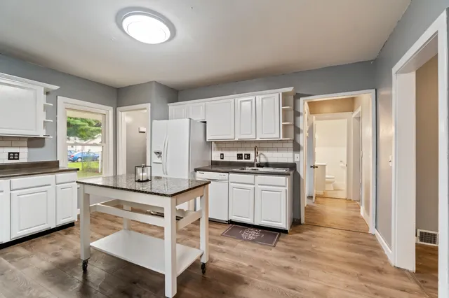 $235,000 | 1050 Maynard Avenue, Jackson, MI 49202