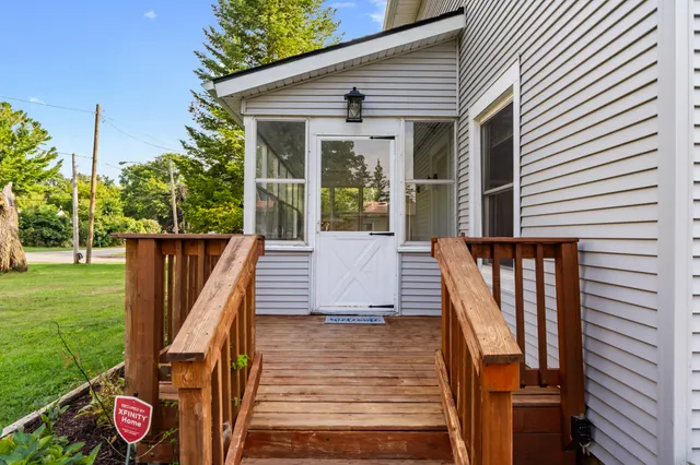 $235,000 | 1050 Maynard Avenue, Jackson, MI 49202