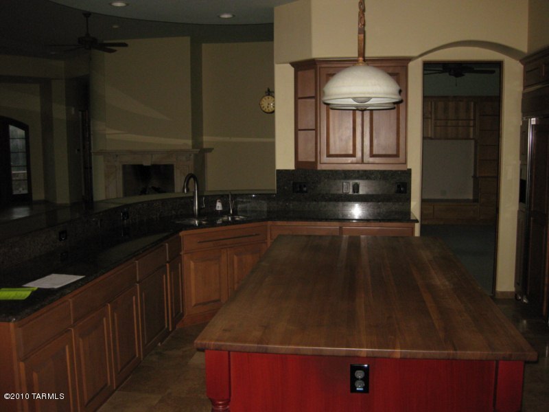 6924 East Gate Ridge Place Tucson, AZ 85750 - Photo 7 of 22 Gallery Image 7