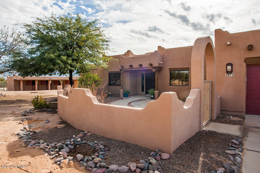 1671 West Sunkist Road Tucson, AZ 85755 - Photo 3 of 48 Gallery Image 3