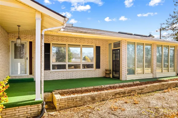 $320,000 | 305 Sills Drive, Salisbury, NC 28146