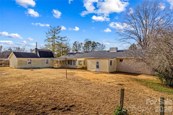 $320,000 | 305 Sills Drive, Salisbury, NC 28146