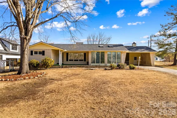 $320,000 | 305 Sills Drive, Salisbury, NC 28146