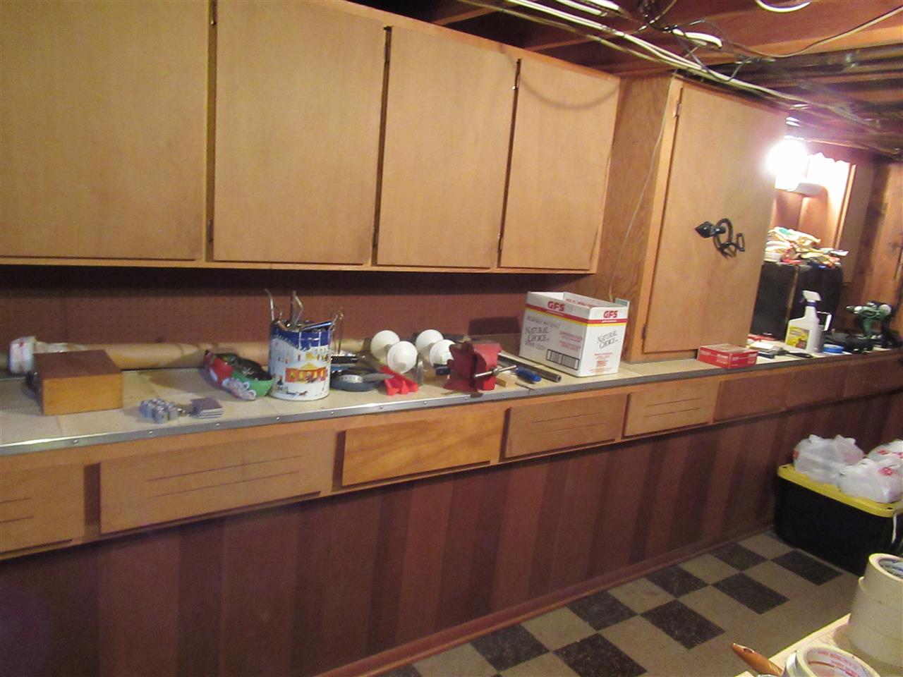7137 Gillette Road Flushing, MI 48433 - Photo 28 of 47 50035426-27.JPG