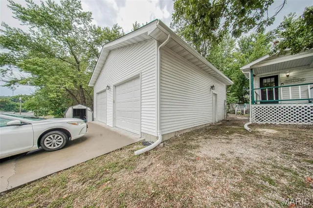 $182,500 | 103 South Pershing Street, Salem, MO 65560