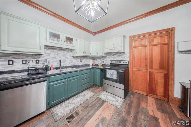 $182,500 | 103 South Pershing Street, Salem, MO 65560