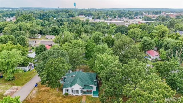 $182,500 | 103 South Pershing Street, Salem, MO 65560