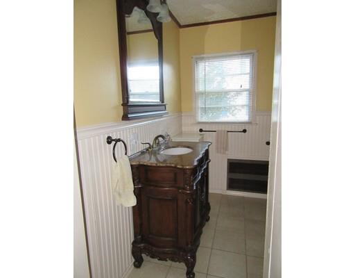 100 Worcester Road Webster, MA 01570 - Photo 16 of 20 Gallery Image 16
