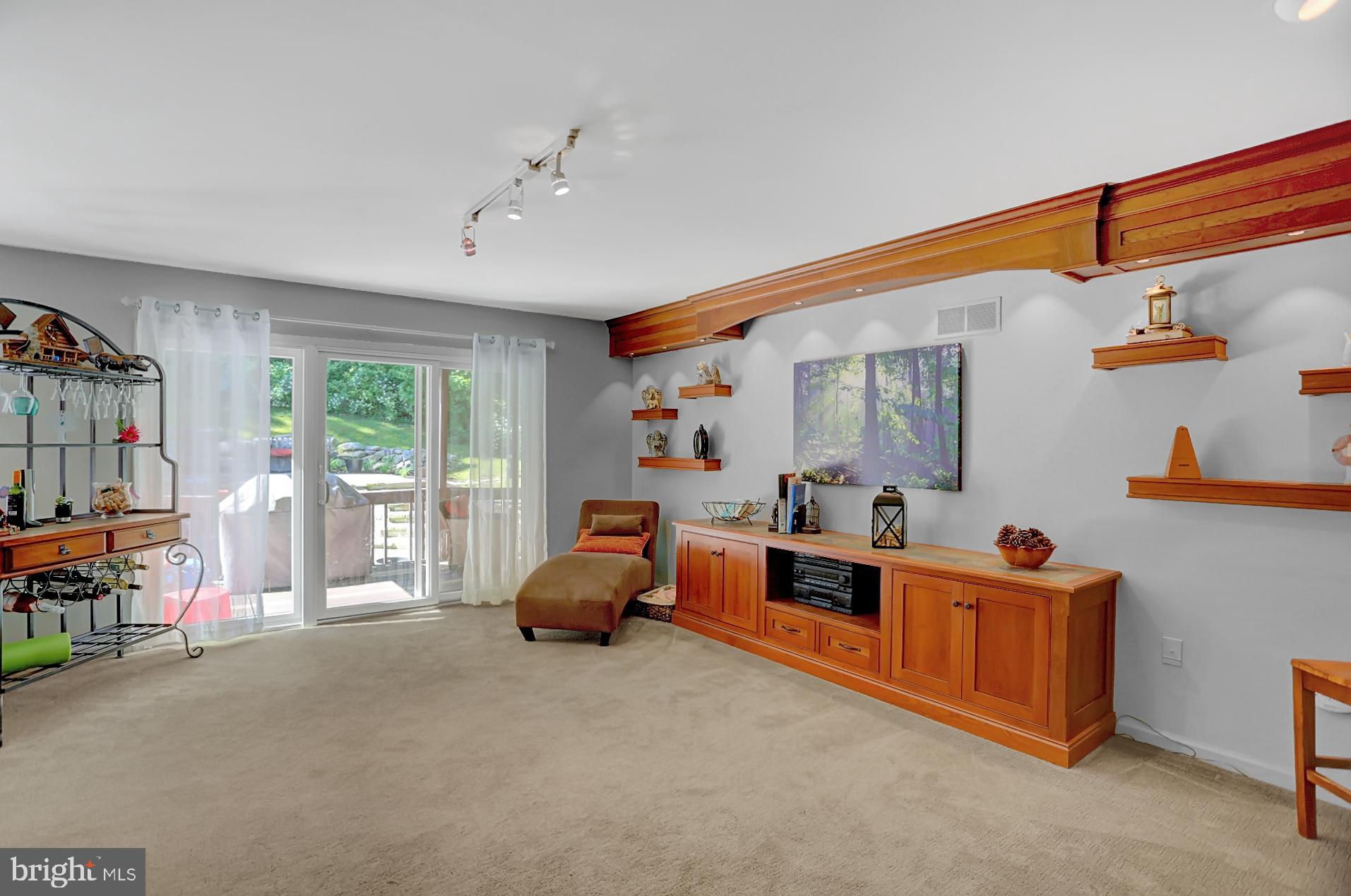 1185 Morgantown Road Morgantown, PA 19543 - Photo 9 of 54 Gallery Image 9