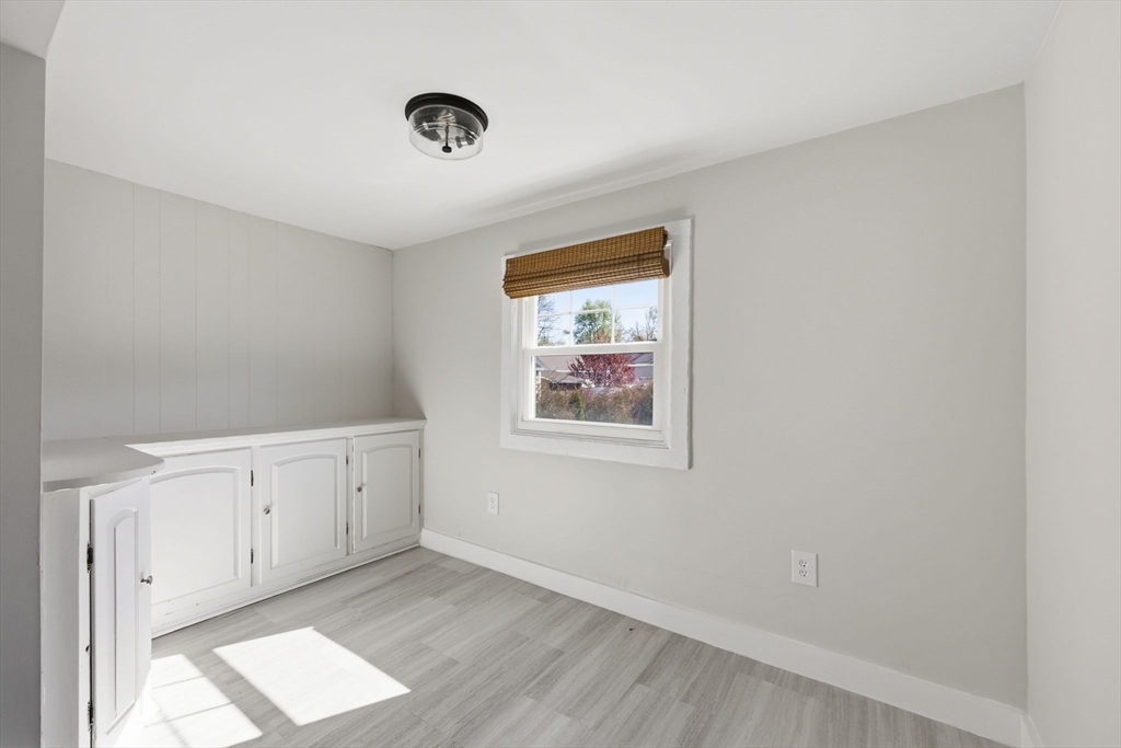 83 Ellsworth Avenue Springfield, MA 01118 - Photo 18 of 40 Gallery Image 18