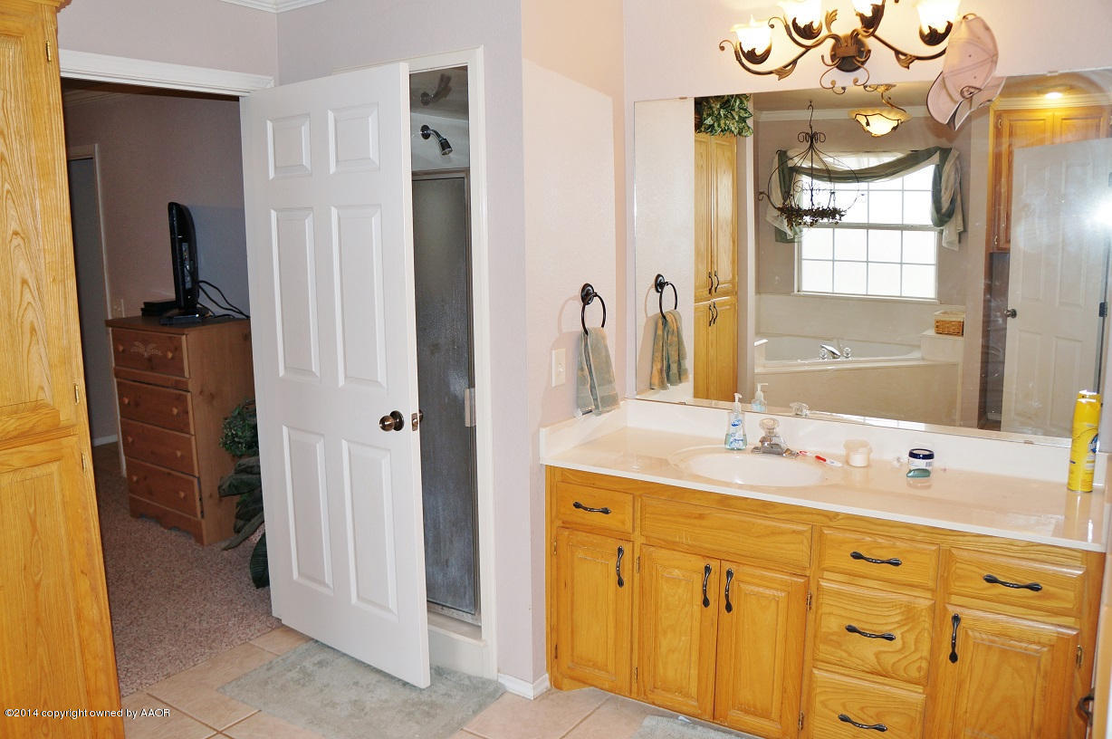 19801 Prairie Wind Road Bushland, TX 79124 - Photo 14 of 21 Master bath