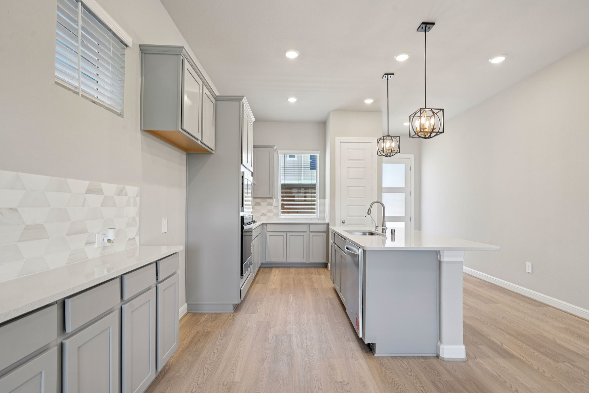 619 Topwater Trail Kemah, TX 77565 - Photo 13 of 39