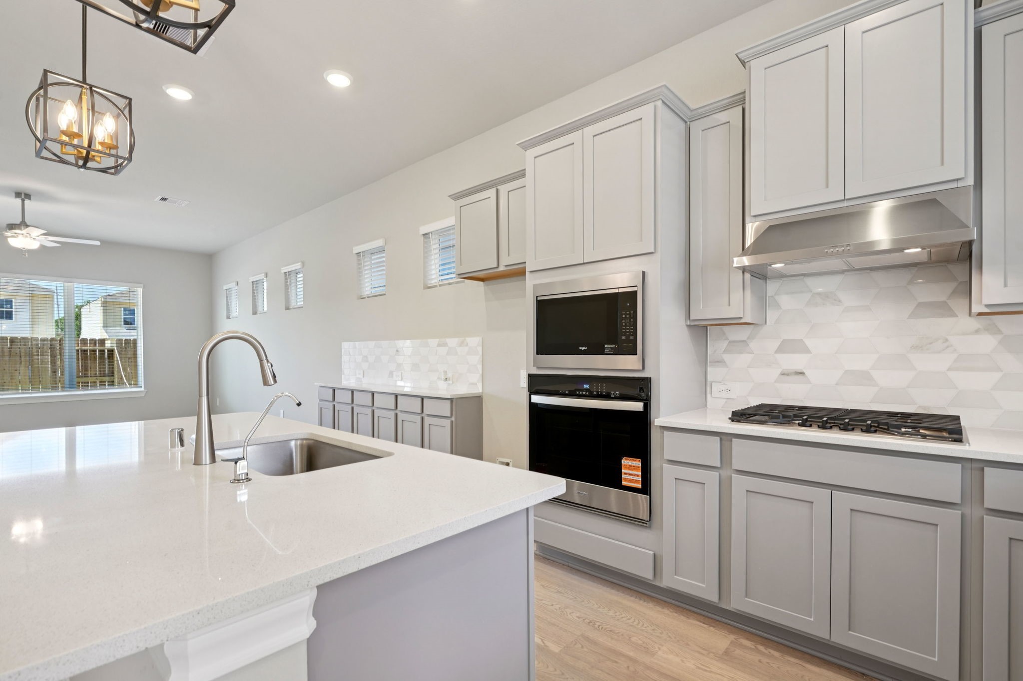 619 Topwater Trail Kemah, TX 77565 - Photo 14 of 39