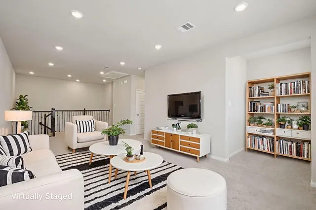 $340,020 | 619 Topwater Trail, Kemah, TX 77565