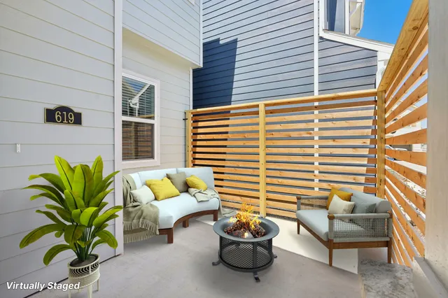 $340,020 | 619 Topwater Trail, Kemah, TX 77565