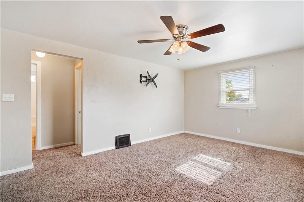 2091 Guffey Road North Huntingdon, PA 15642 - Photo 3 of 24 Gallery Image 3