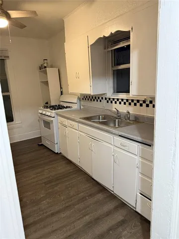 $1,500 | 306 North Cleveland Avenue, Sherman, TX 75090