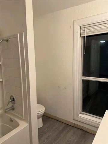 $1,500 | 306 North Cleveland Avenue, Sherman, TX 75090