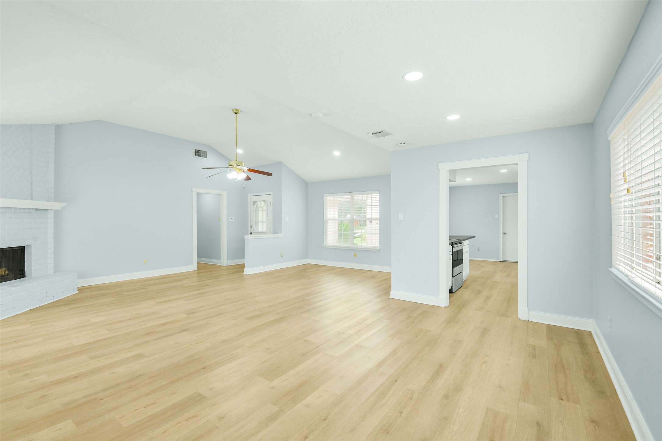 4523 Stallion Brook Lane Spring, TX 77388 - Photo 10 of 44 Gallery Image 10
