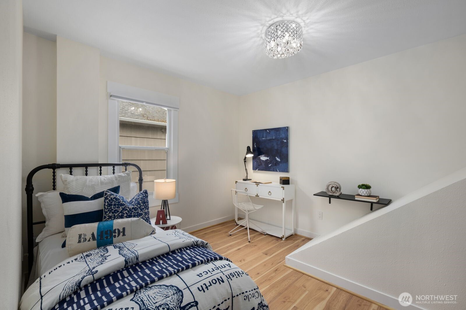 8604 29th Avenue Northwest Seattle, WA 98117 - Photo 13 of 40