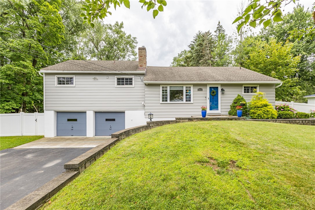 969 Klem Road Webster, NY 14580 - Photo 3 of 50