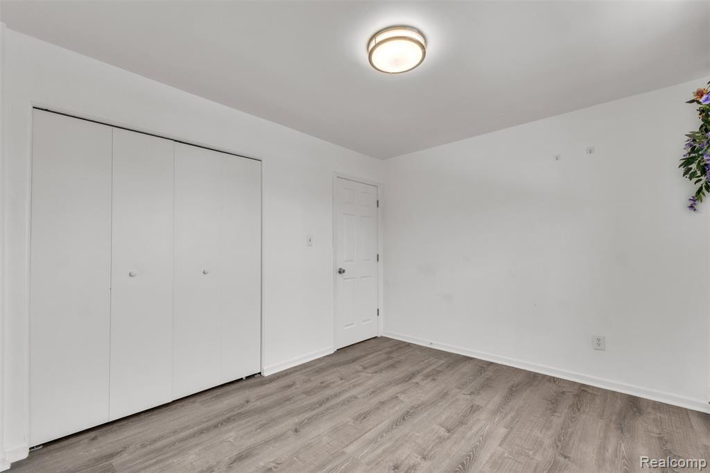 4113 Telegraph Road, Unit A214 Bloomfield Hills, MI 48302 - Photo 23 of 30