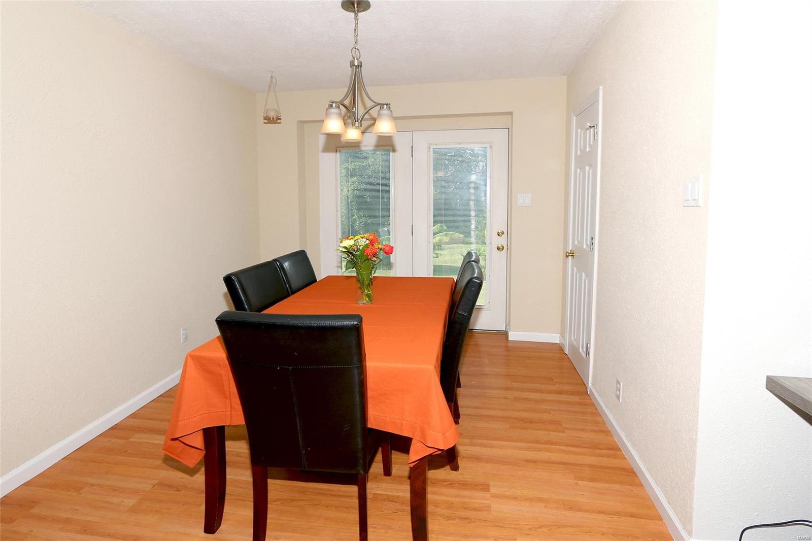 4527 Ringer Road St. Louis, MO 63129 - Photo 12 of 26 Gallery Image 12