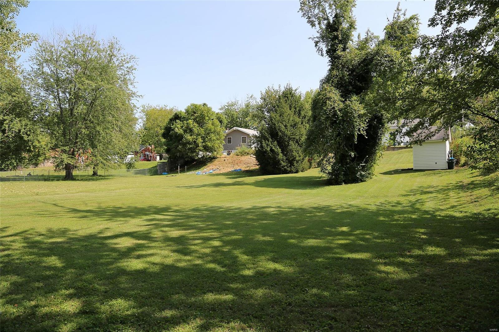 4527 Ringer Road St. Louis, MO 63129 - Photo 24 of 26 Gallery Image 24