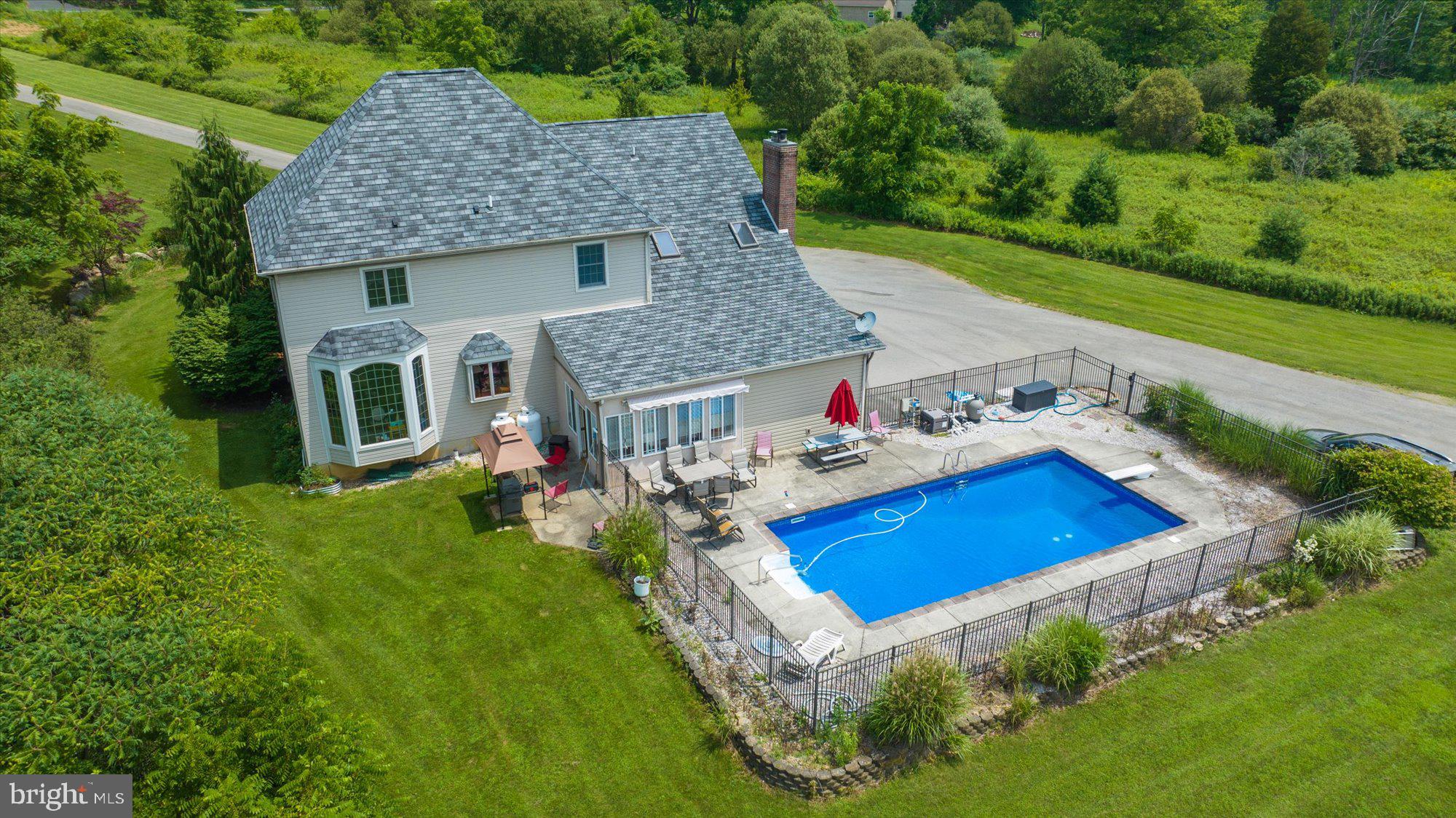 2350 Wassergass Road Hellertown, PA 18055 - Photo 5 of 52 Gallery Image 5
